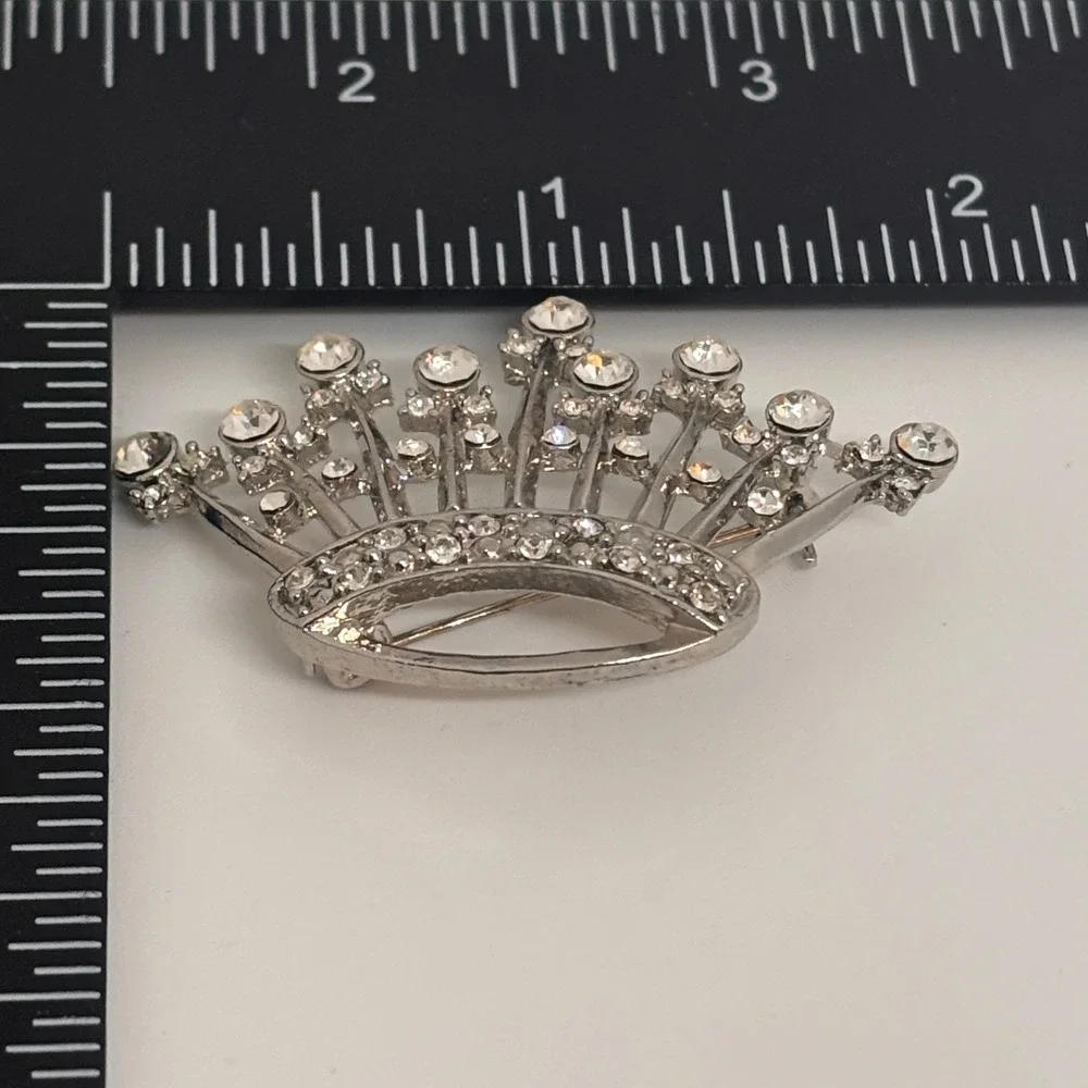 Vintage Crown Brooch Silver Tone Rhinestone Tiara Royal Statement‎ Pin